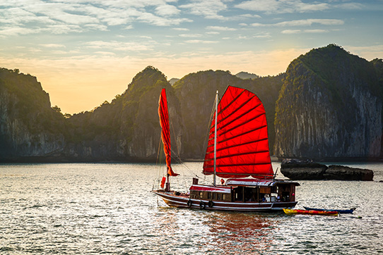 Vietnam Insolite 12J/9N