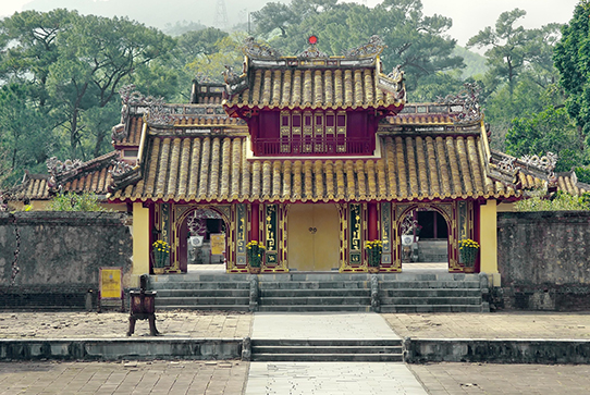 Vietnam Insolite 12J/9N